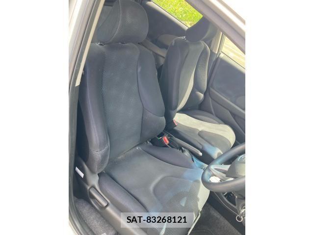 Honda FIT 2013-03 8230332-13