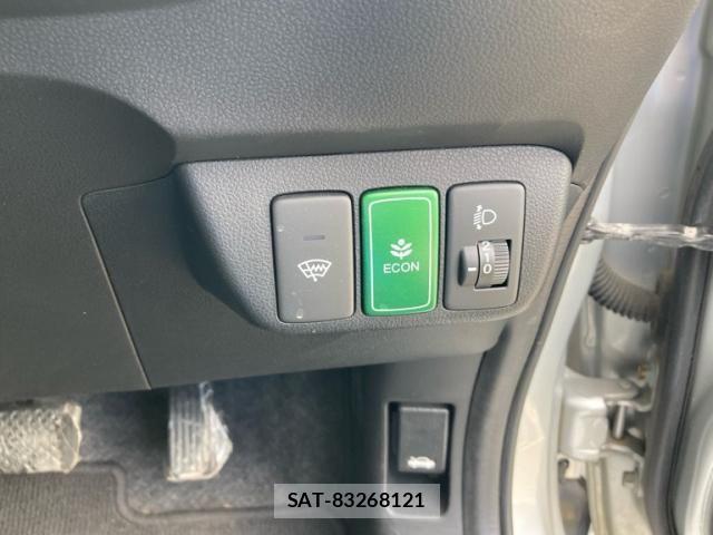 Honda FIT 2013-03 8230332-15