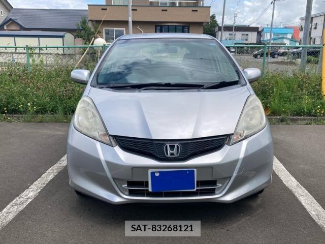 Honda FIT 2013-03 8230332-0