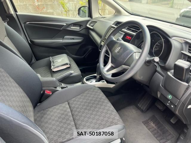Honda FIT 2013-09 8230333-10