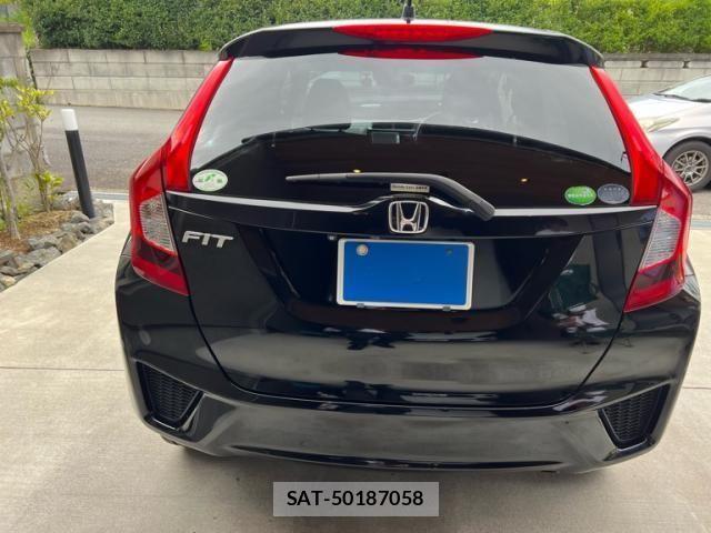 Honda FIT 2013-09 8230333-1