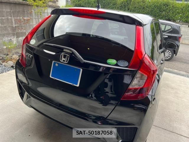 Honda FIT 2013-09 8230333-2