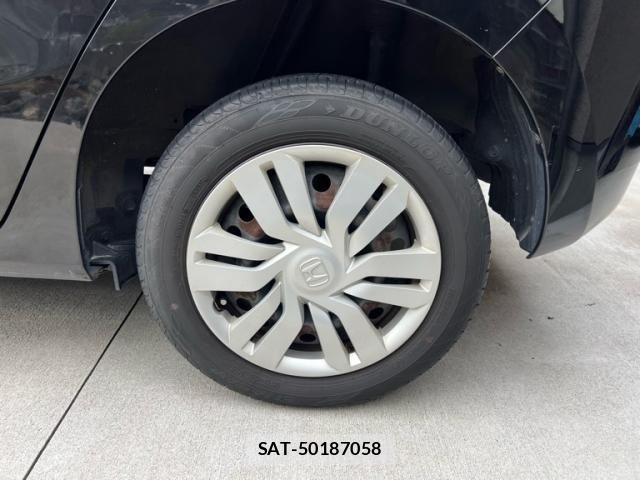 Honda FIT 2013-09 8230333-3