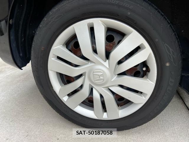 Honda FIT 2013-09 8230333-5