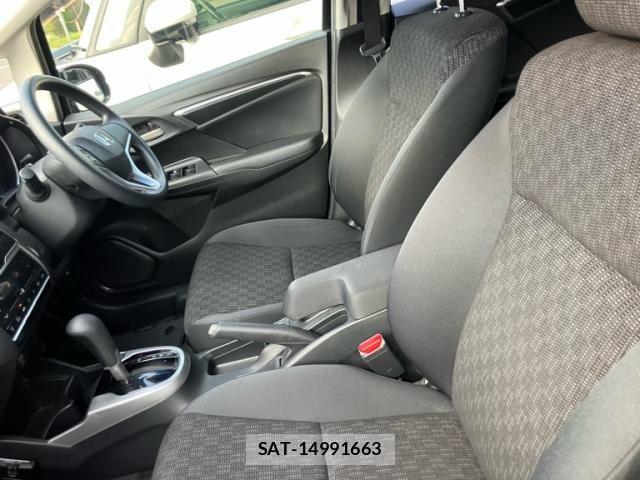 Honda FIT 2015-03 8354646-10