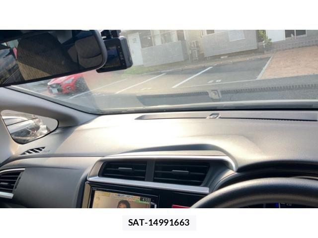 Honda FIT 2015-03 8354646-26