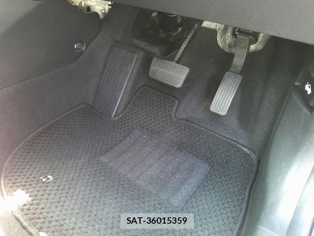 Honda FIT 2022-07 8354644-16