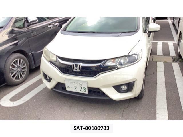 Honda FIT 2015-11 8371728-25