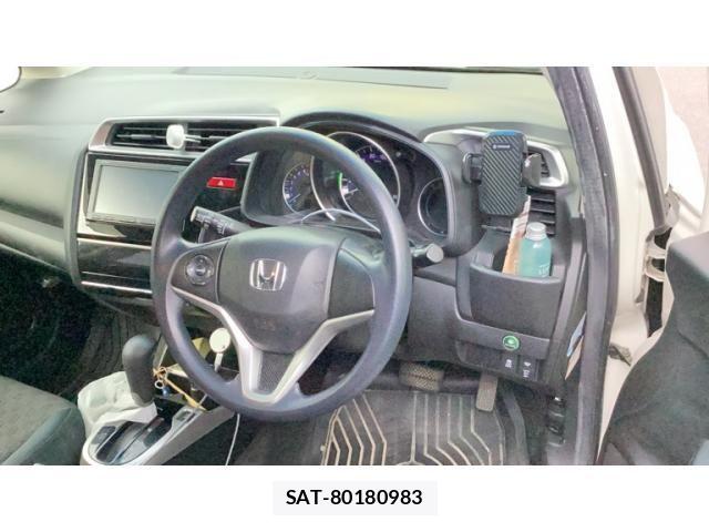 Honda FIT 2015-11 8371728-7
