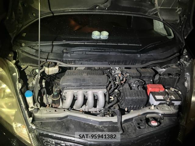 Honda FIT 2012-03 8562155-19