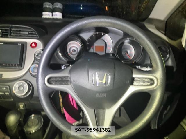 Honda FIT 2012-03 8562155-21