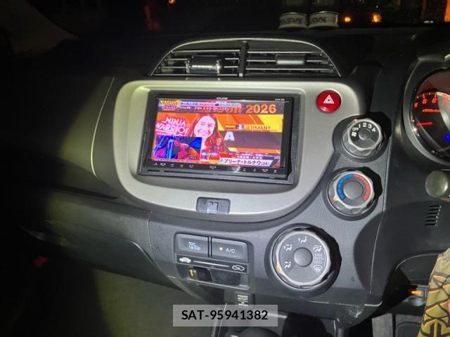 Honda FIT 2012-03 8562155-26