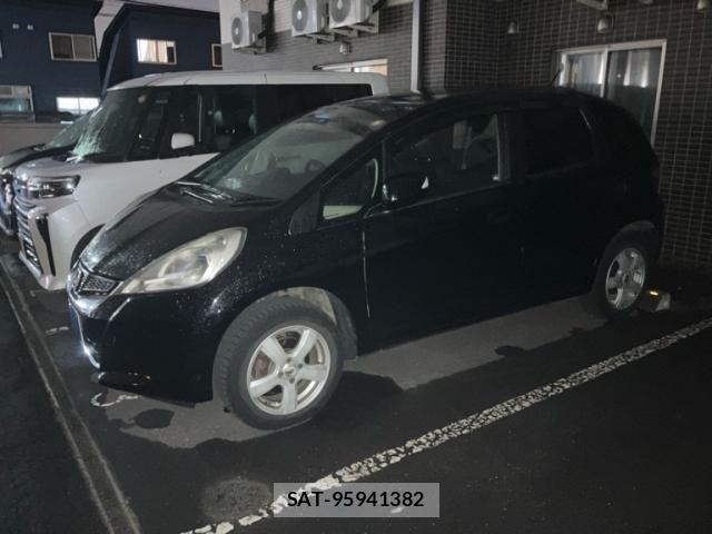 Honda FIT 2012-03 8562155-2