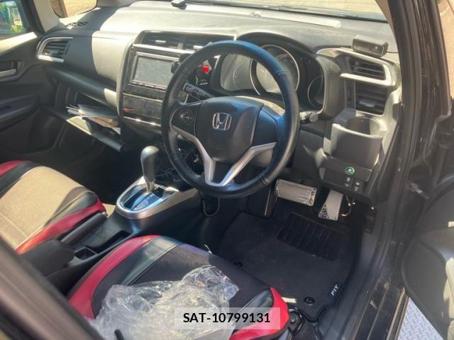 Honda FIT 2014-12 8562156-16