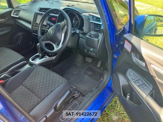 Honda FIT 2016-04 8627091-12