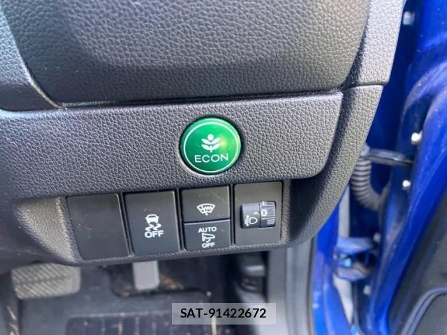 Honda FIT 2016-04 8627091-15