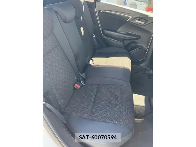 Honda FIT 2015-08 8666262-15