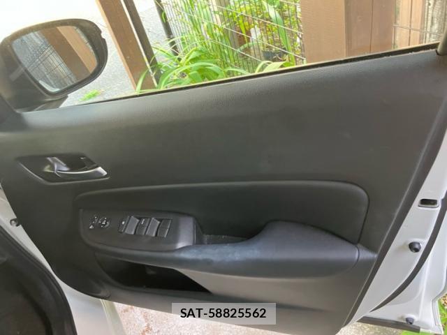 Honda FIT 2024-06 8666261-11