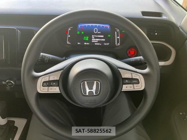 Honda FIT 2024-06 8666261-14