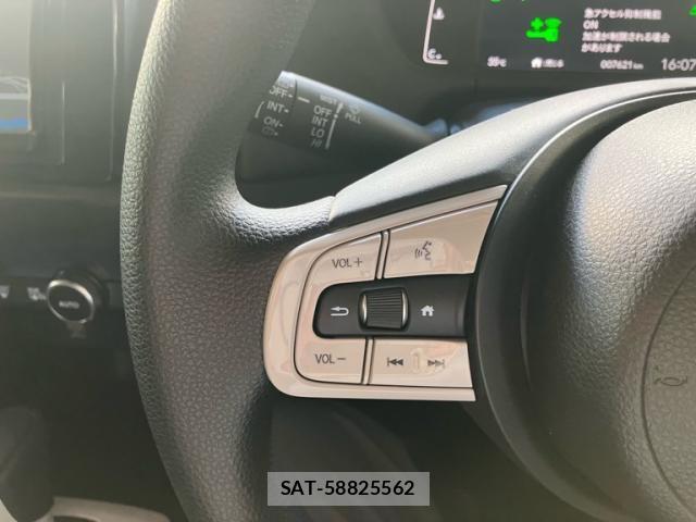 Honda FIT 2024-06 8666261-16