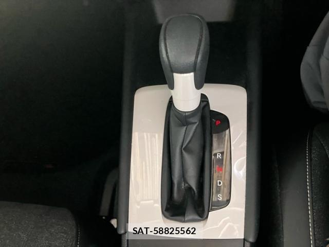 Honda FIT 2024-06 8666261-20