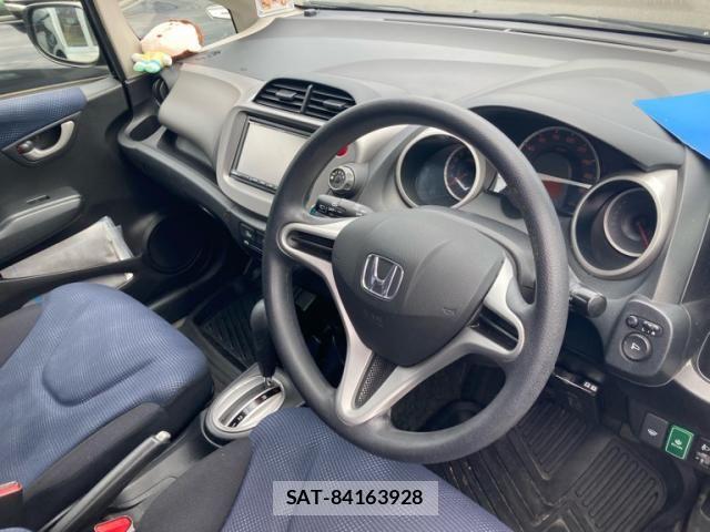 Honda FIT 2011-05 8659443-14