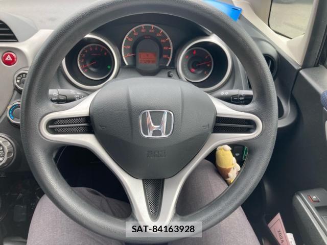 Honda FIT 2011-05 8659443-18