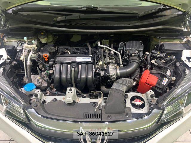 Honda FIT 2018-07 8742693-18