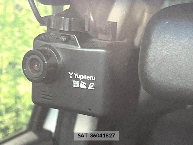 Honda FIT 2018-07 8742693-7
