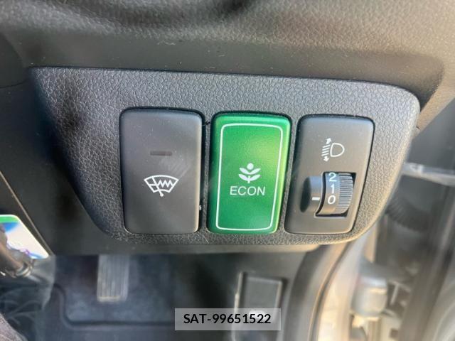 Honda FIT 2014-03 8780549-13