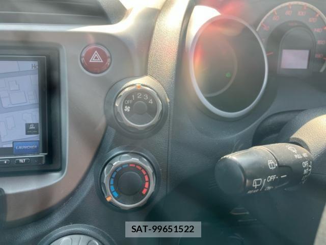 Honda FIT 2014-03 8780549-17