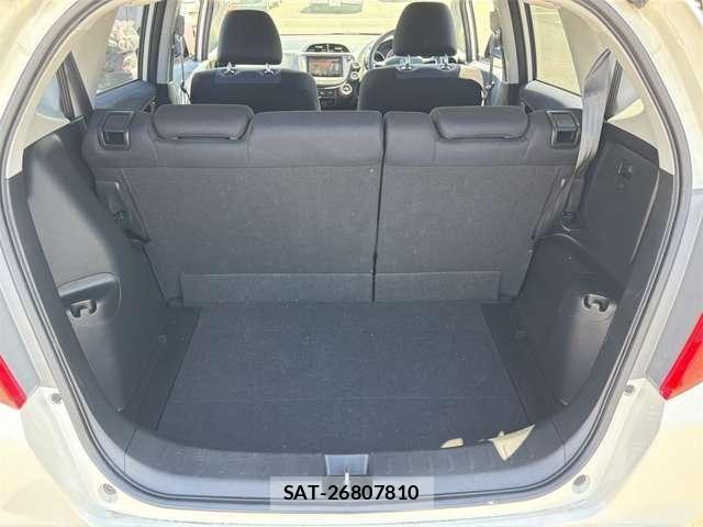 Honda FIT 2010-06 8880074-13