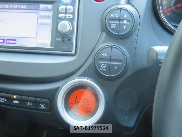 Honda FIT 2013-03 8883710-9