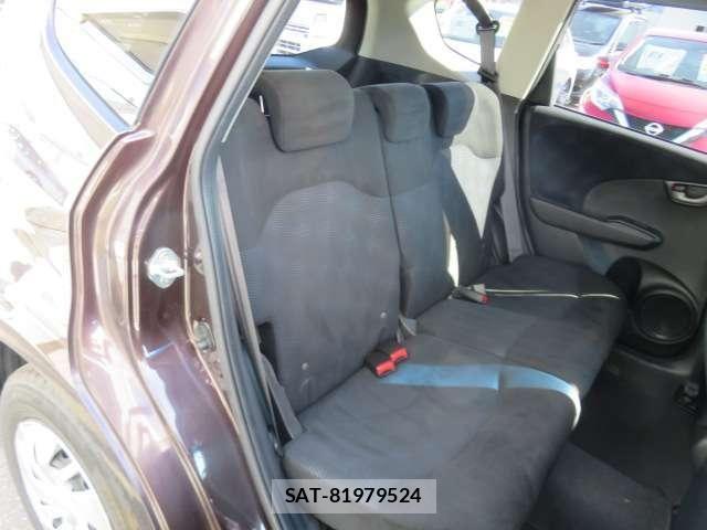 Honda FIT 2013-03 8883710-11