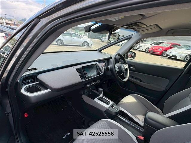 Honda FIT 2020-06 6276464-11