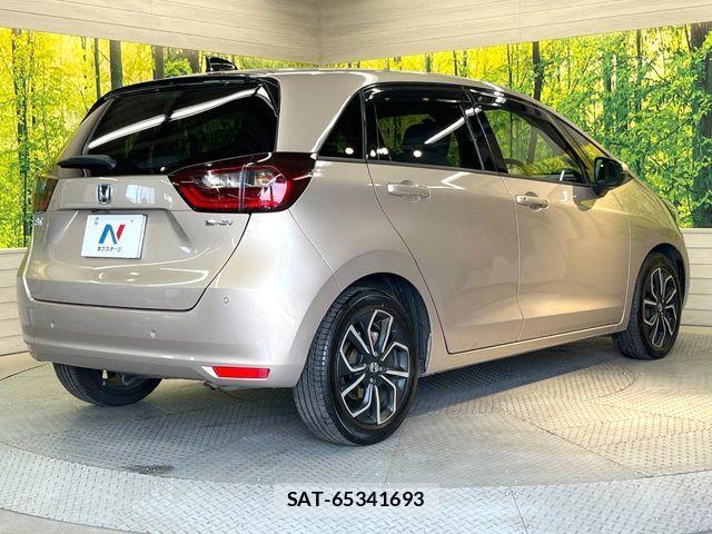 Honda FIT 2021-08 6994123-16