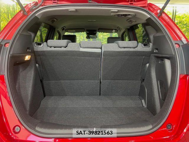 Honda FIT 2023-12 6994138-11