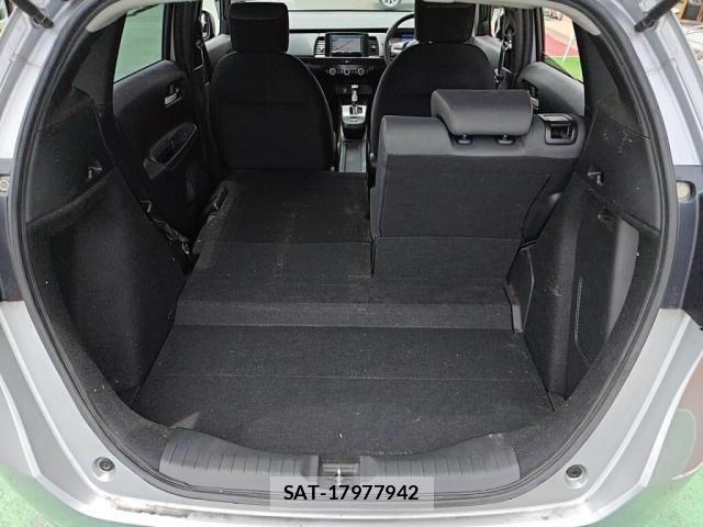 Honda FIT 2021-04 7219562-25