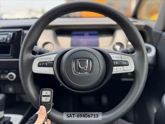 Honda FIT 2021-06 7392366-2