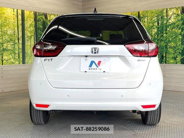 Honda FIT 2022-05 8035972-14