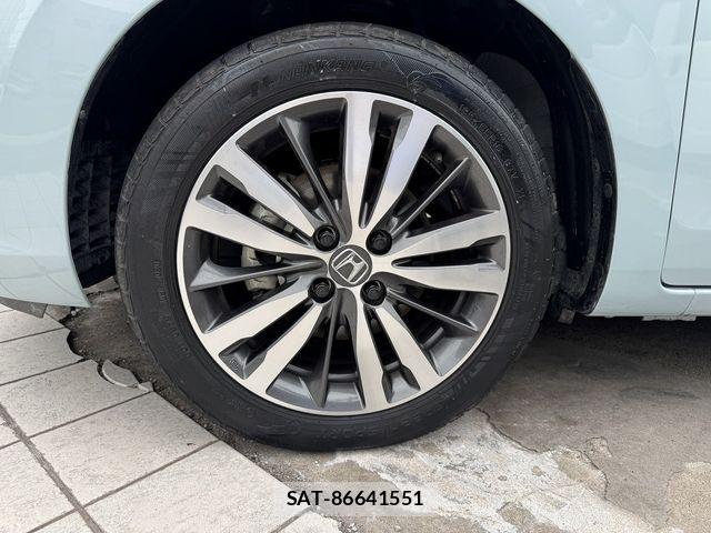 Honda FIT 2024-09 8035974-12