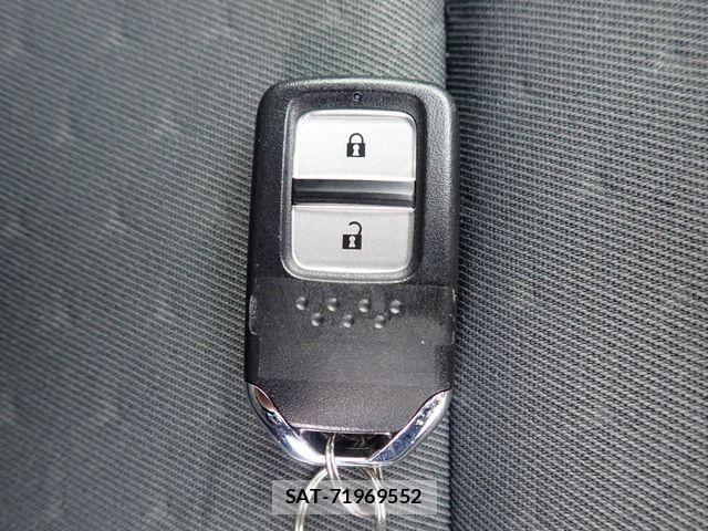 Honda FIT 2023-05 8074019-21