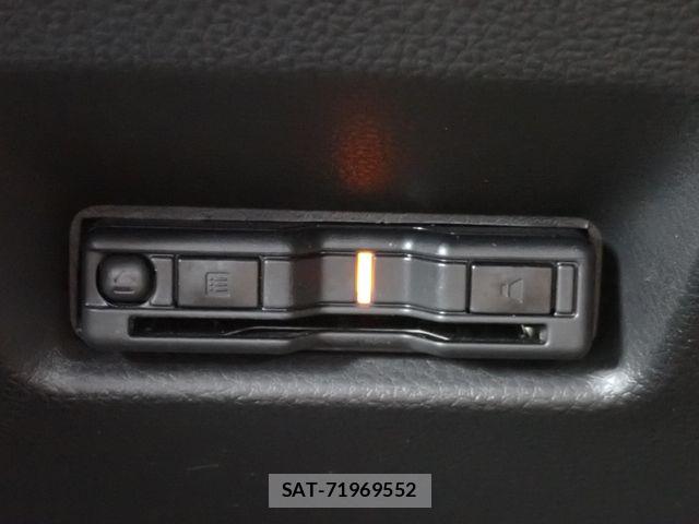 Honda FIT 2023-05 8074019-6