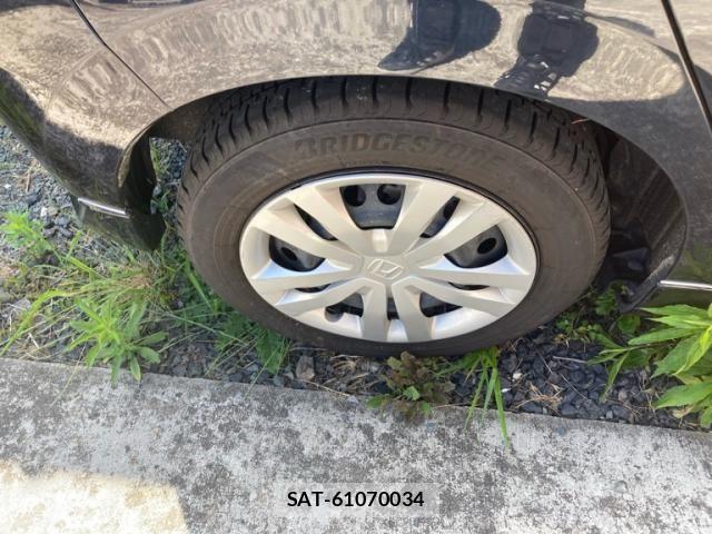 Honda FIT 2020-09 8130534-17