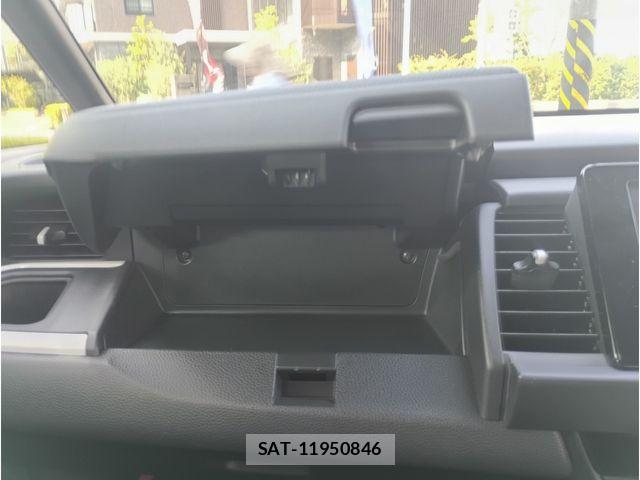 Honda FIT 2024-02 8207863-17