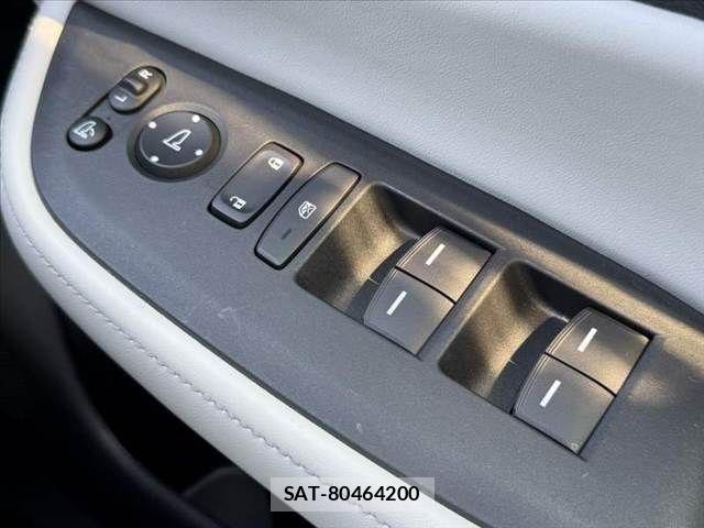 Honda FIT 2023-04 8207858-26