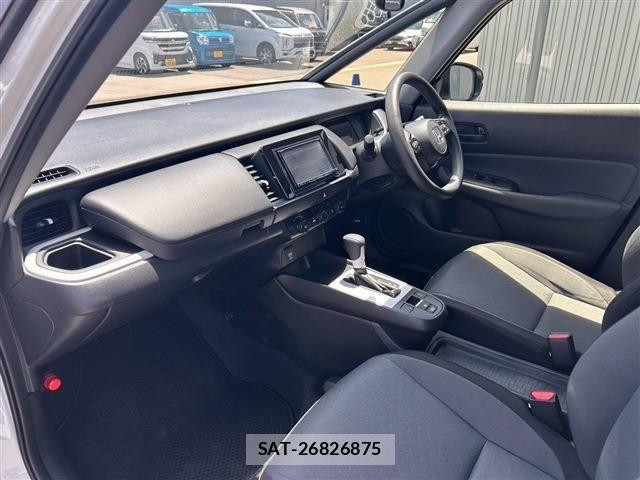 Honda FIT 2023-03 8207860-11