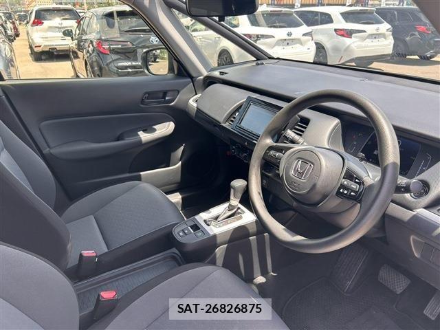 Honda FIT 2023-03 8207860-12