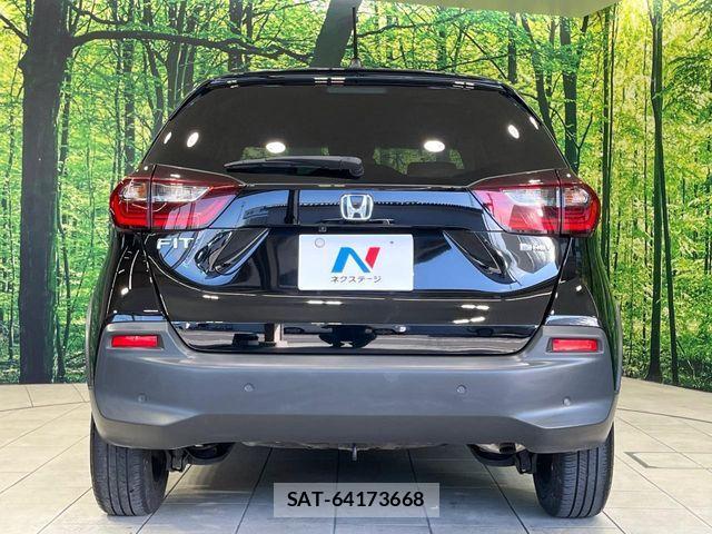 Honda FIT 2020-07 8245426-14