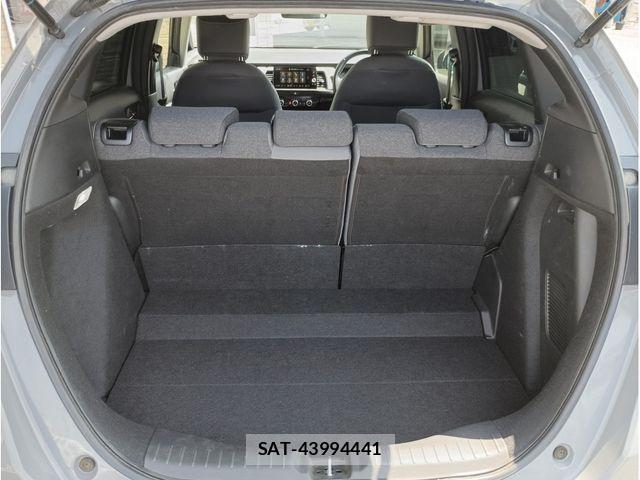 Honda FIT 2024-08 8245421-13